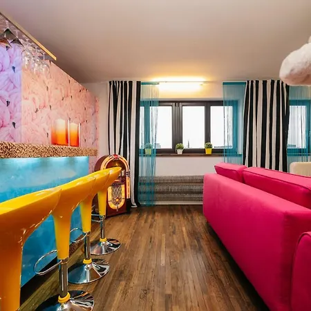 Eclectic Queen Loft *